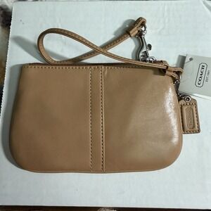Coach Small Wristlet Camel Tan Smooth Leather  F42389 NEW